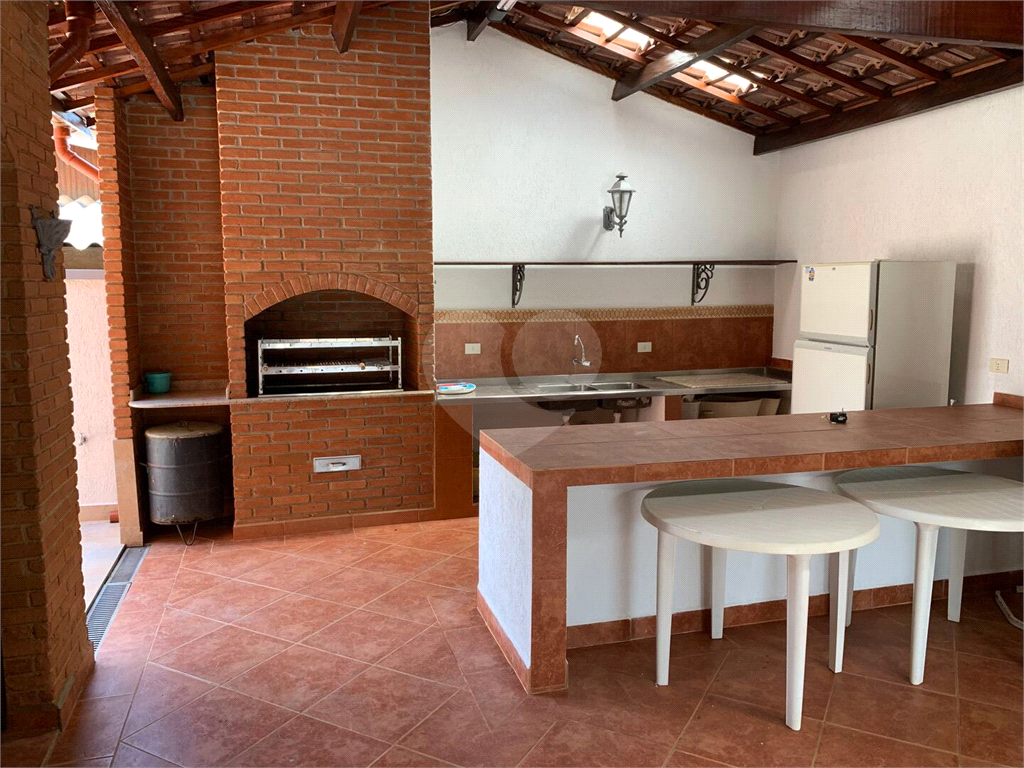 Casa na Serra da Cantareira em condomínio com três dormitórios / piscina / espaço gourmet - Porteira fechada !!!
