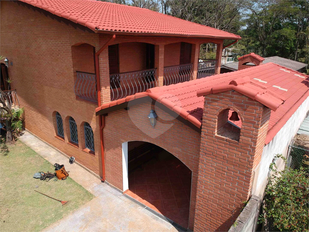 Casa na Serra da Cantareira em condomínio com três dormitórios / piscina / espaço gourmet - Porteira fechada !!!
