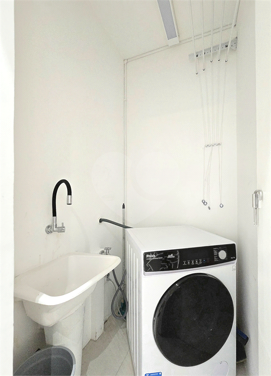 Apartamento para locação, com  2 quartos 1 banheiro NO PARAÍSO