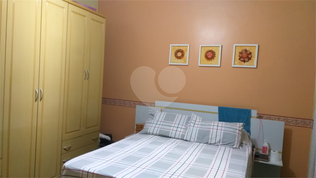 Casa à venda| 250m²| 2 dormitórios (1 suíte)| 2 vagas em Santo André| SP!