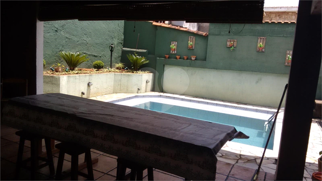 Casa à venda| 250m²| 2 dormitórios (1 suíte)| 2 vagas em Santo André| SP!