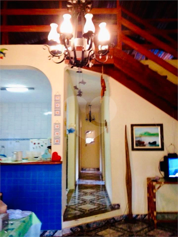 Casa para comprar em Boiçucanga