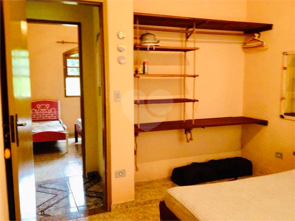 Casa para comprar em Boiçucanga