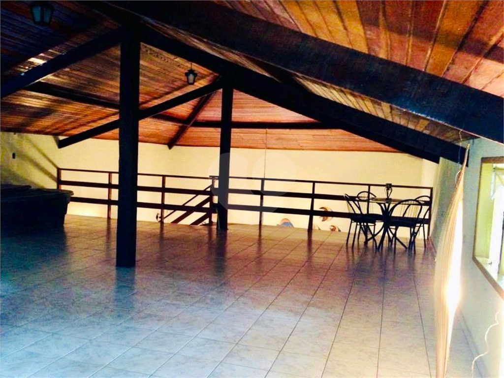 Casa para comprar em Boiçucanga