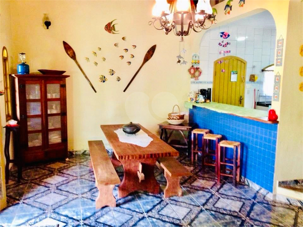 Casa para comprar em Boiçucanga