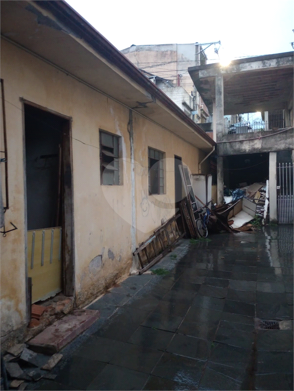 Terreno com casa e sobrado à venda em Tucuruvi - SP