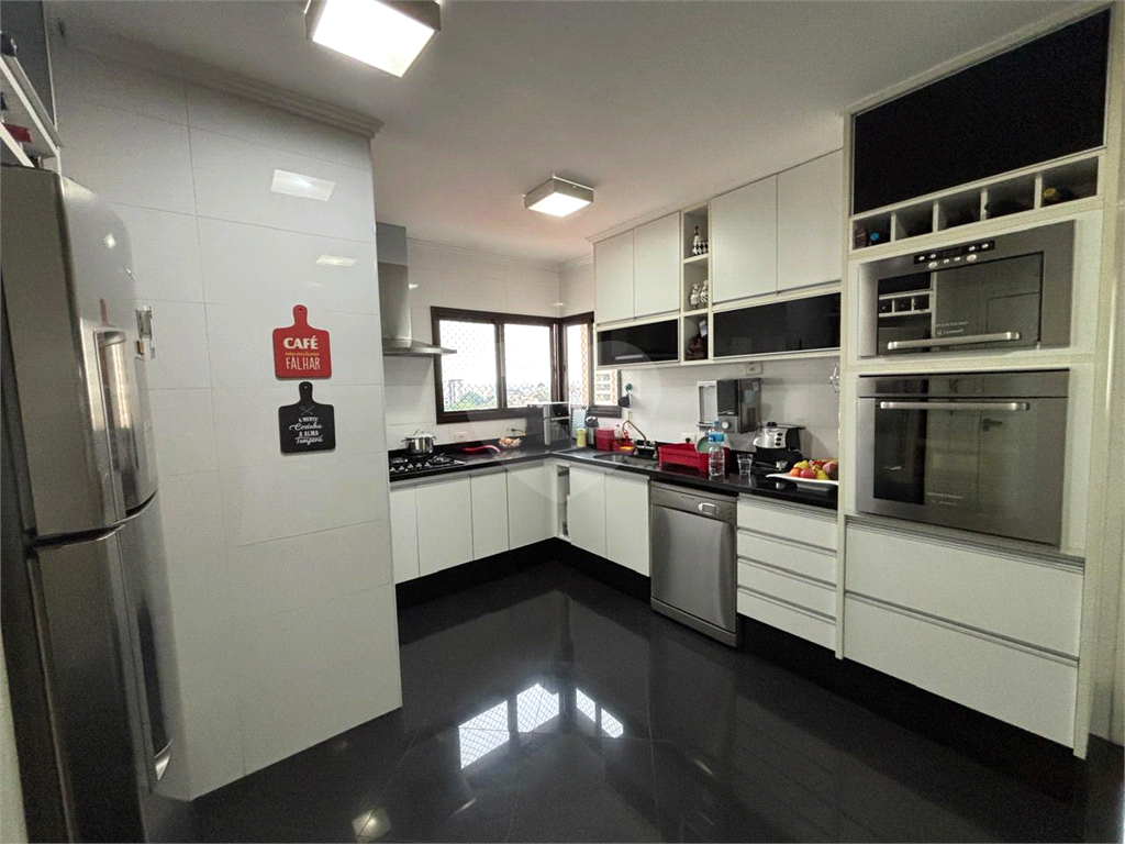 Excelente apartamento no Jardim São Paulo. São 140 m², mobiliado com 3 suítes-varanda Gourmet