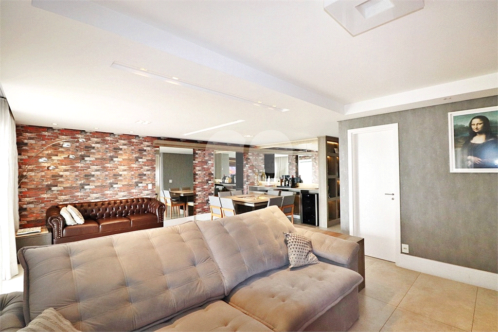 Apartamento à venda em Santa Teresinha – 163 m² | Varanda Gourmet | 3 Vagas | 3 Suítes