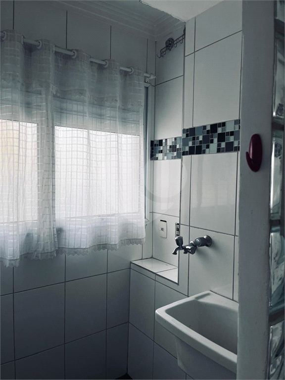 Apartamento à venda com 3 quartos, 69m² - Foto 2