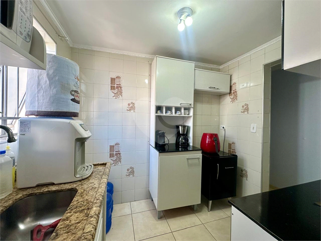 Apartamento com dois quartos, vaga fixa - Horto Florestal