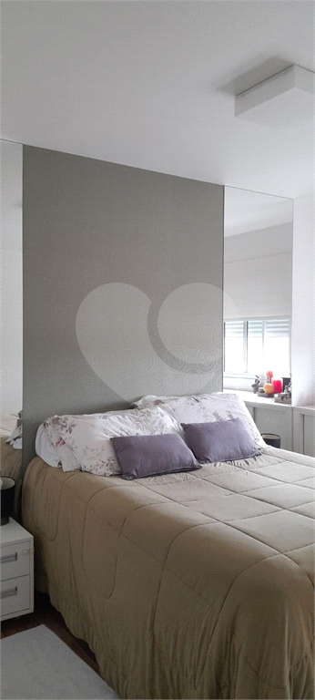 APARTAMENTO em VILA SÔNIA