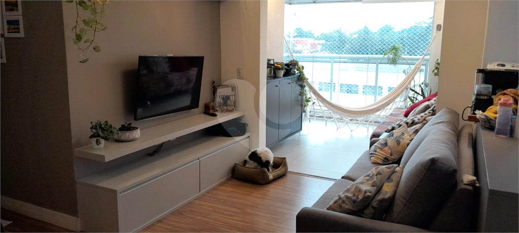 APARTAMENTO em VILA SÔNIA