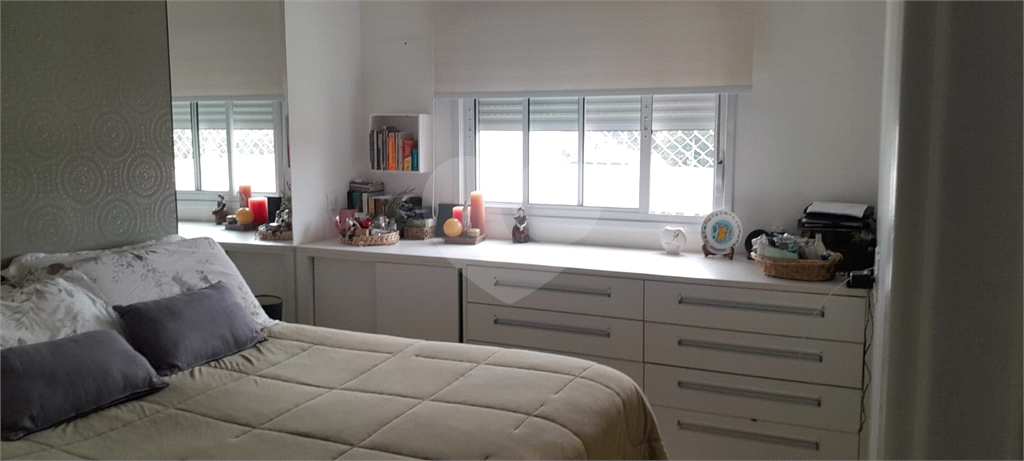 APARTAMENTO em VILA SÔNIA
