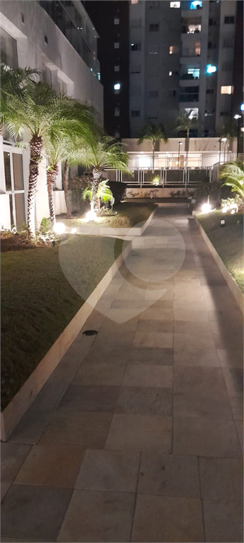 APARTAMENTO em VILA SÔNIA