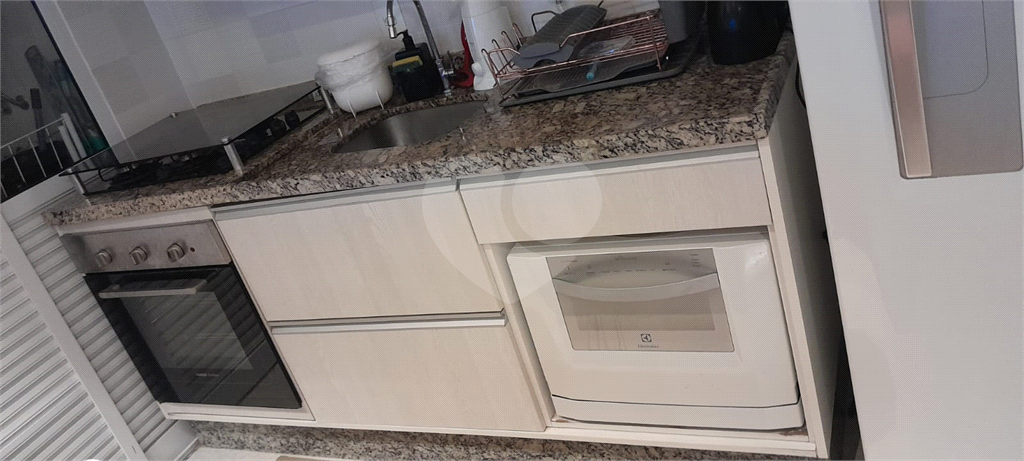 APARTAMENTO em VILA SÔNIA