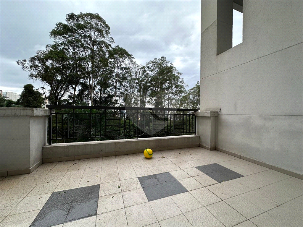 APARTAMENTO em PANAMBY