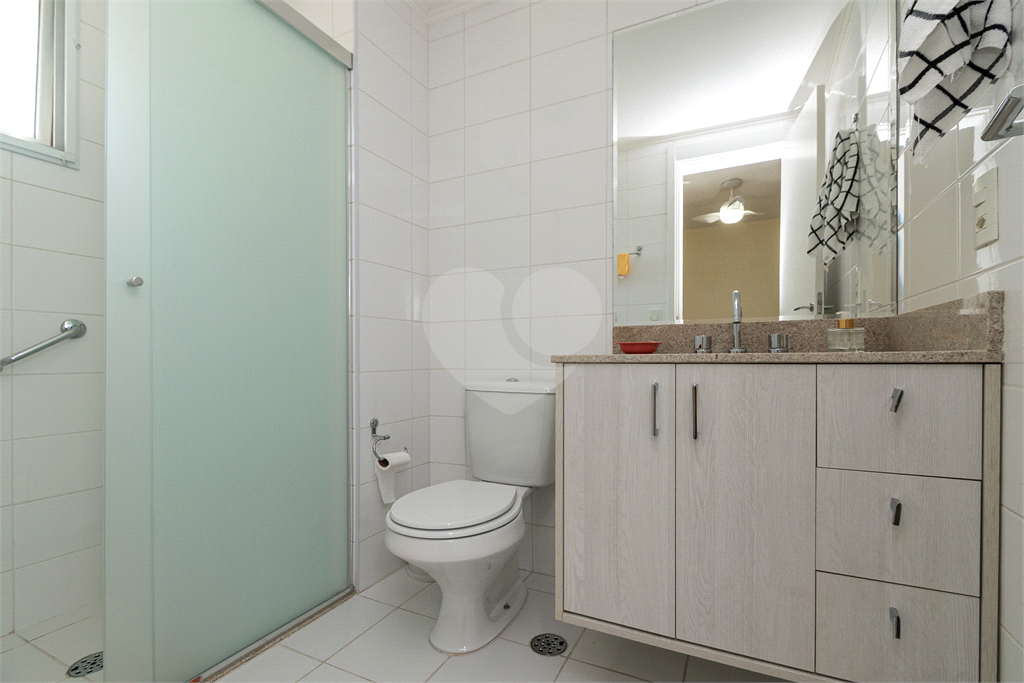 APARTAMENTO À VENDA NA MOÓCA 