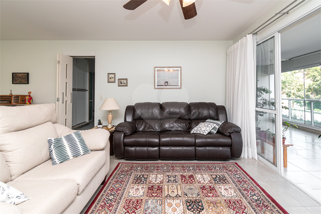 APARTAMENTO À VENDA NA MOÓCA 