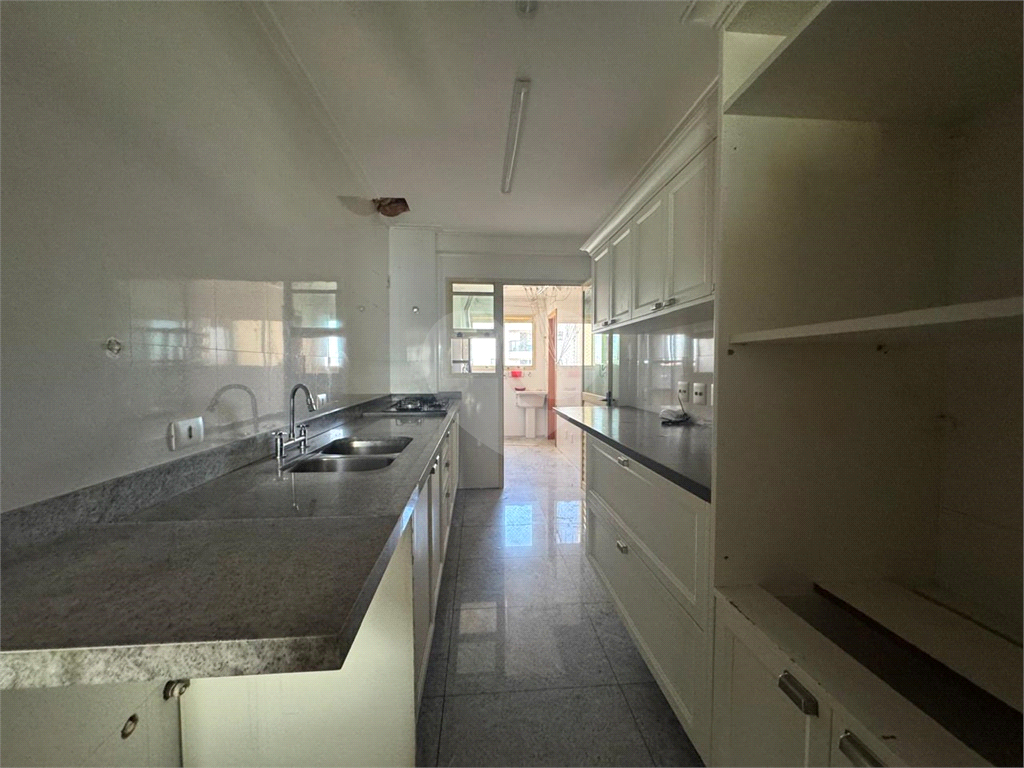 Triplex  á venda e locação em Santana