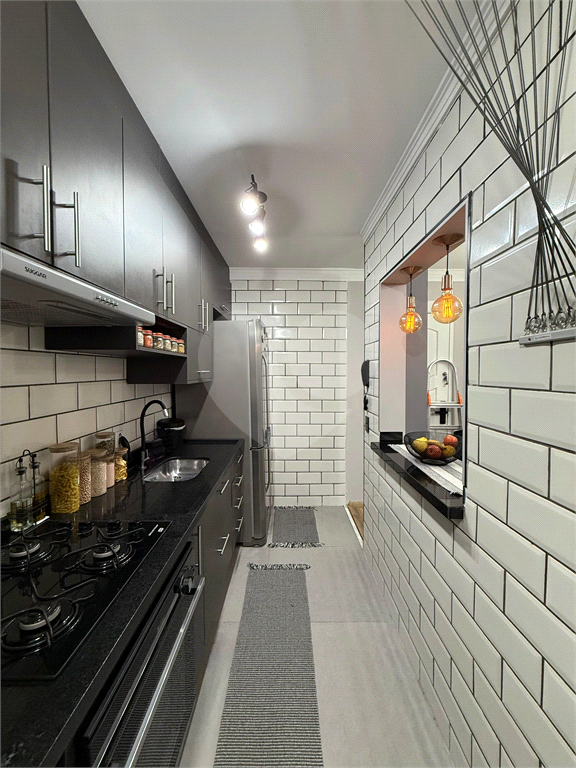 APARTAMENTO em VILA VENDITTI
