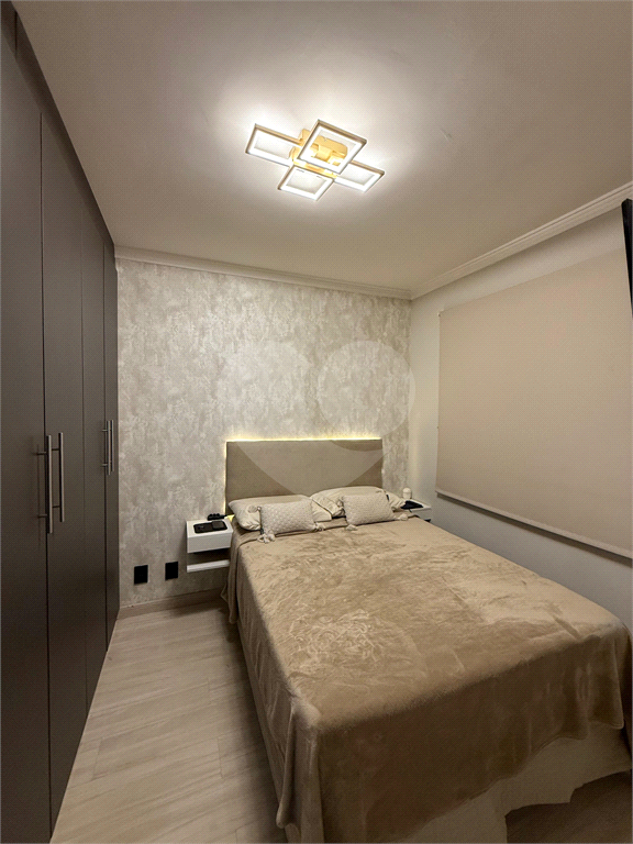 APARTAMENTO em VILA VENDITTI
