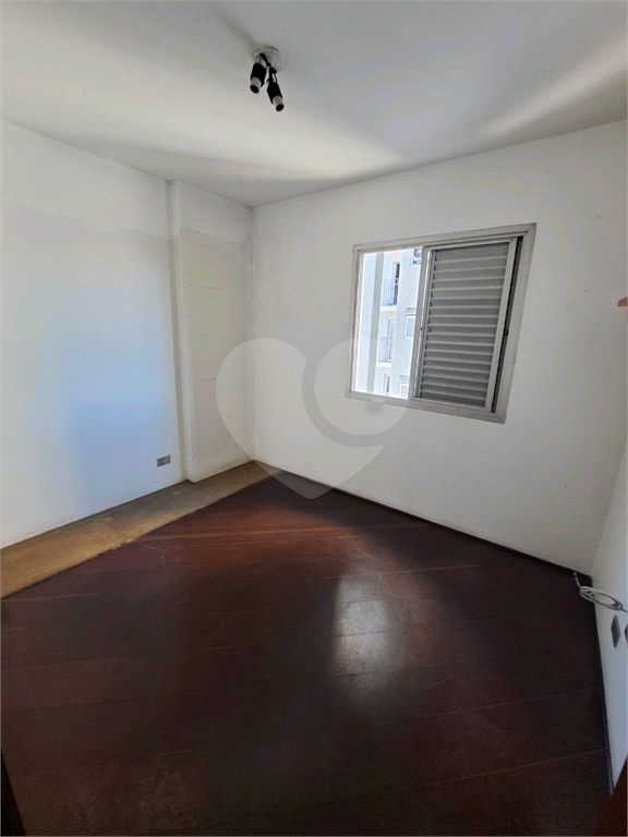 Apartamento à Venda 58m²| 2 Dormitórios| Sala para 2 Ambientes| 2 Vagas| Varanda em Santana