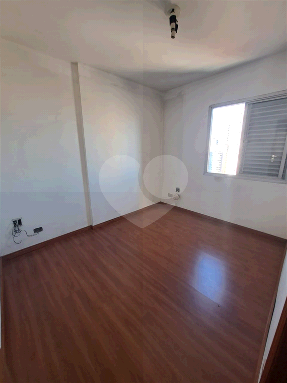 Apartamento à Venda 58m²| 2 Dormitórios| Sala para 2 Ambientes| 2 Vagas| Varanda em Santana