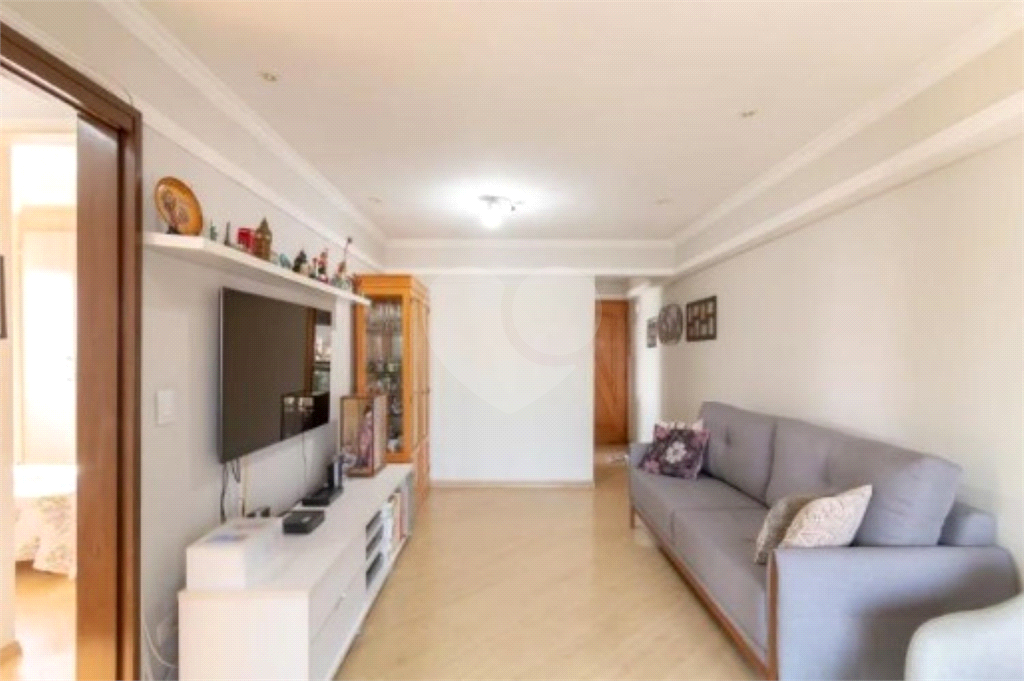 Apartamento a 800 metros do Metro Saúde
