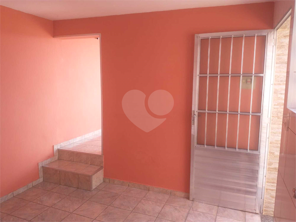 Sobrado à venda com 2 quartos, 134m² - Foto 4