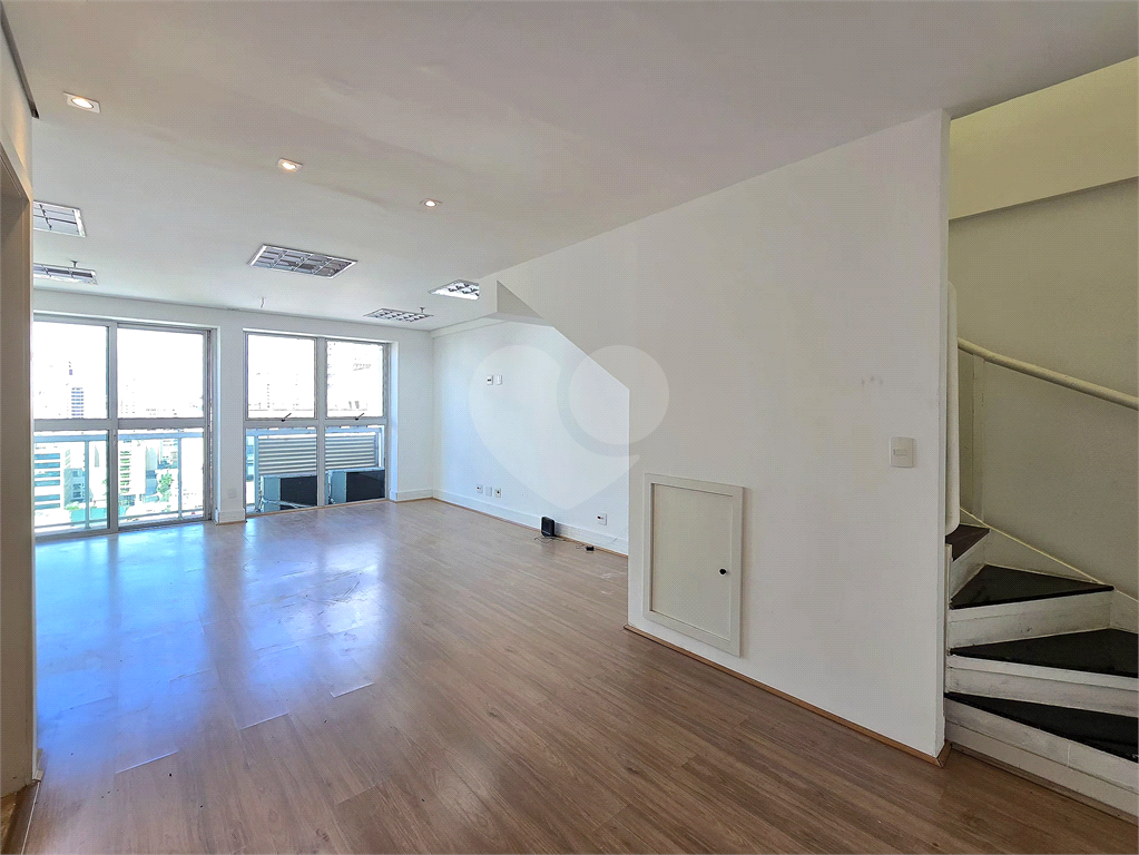 Conjunto Duplex Reformado Paraíso Venda e Locação 80m²