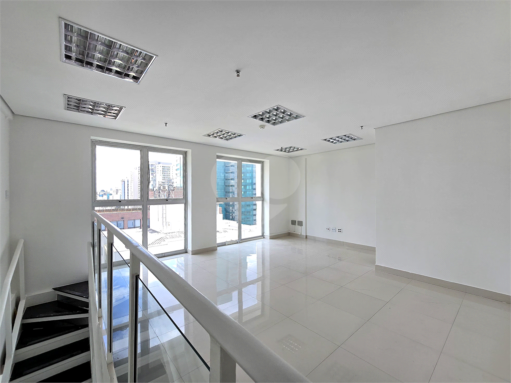 Comercial Pronto Aclimação 80m² 1 Vaga Venda e Locação São Paulo SP