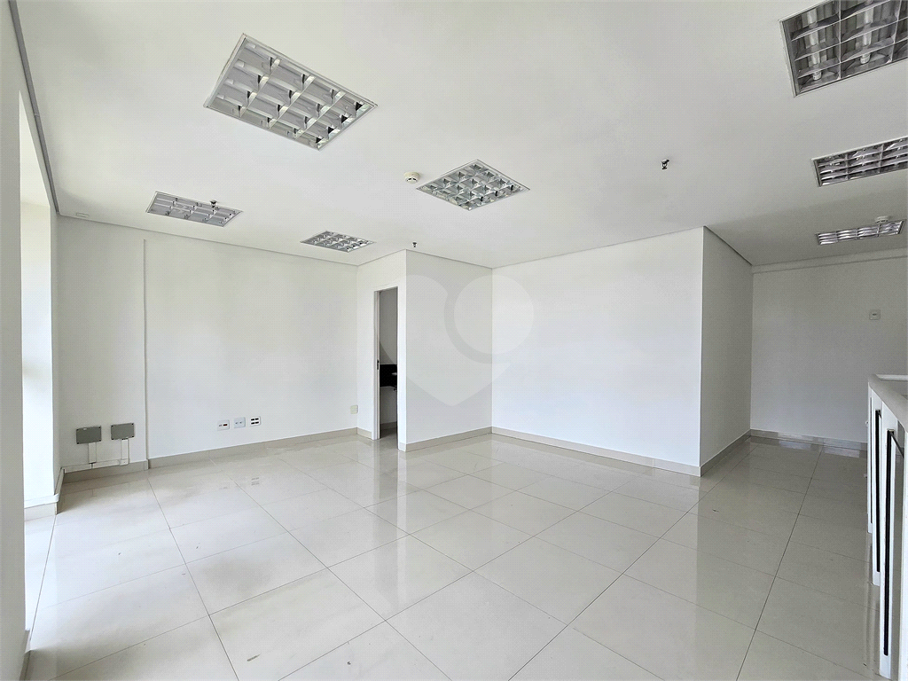 Comercial Pronto Aclimação 80m² 1 Vaga Venda e Locação São Paulo SP