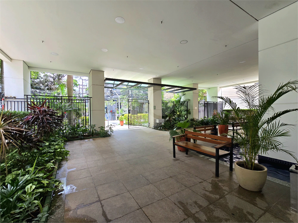 Comercial Pronto Aclimação 80m² 1 Vaga Venda e Locação São Paulo SP