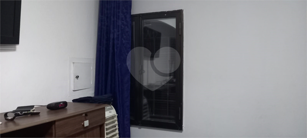 Casa à Venda em Jaçanã 1 Dormitório, 1 Sala, 1 Banheiro, 1 Vaga, Quintal com Edícula 