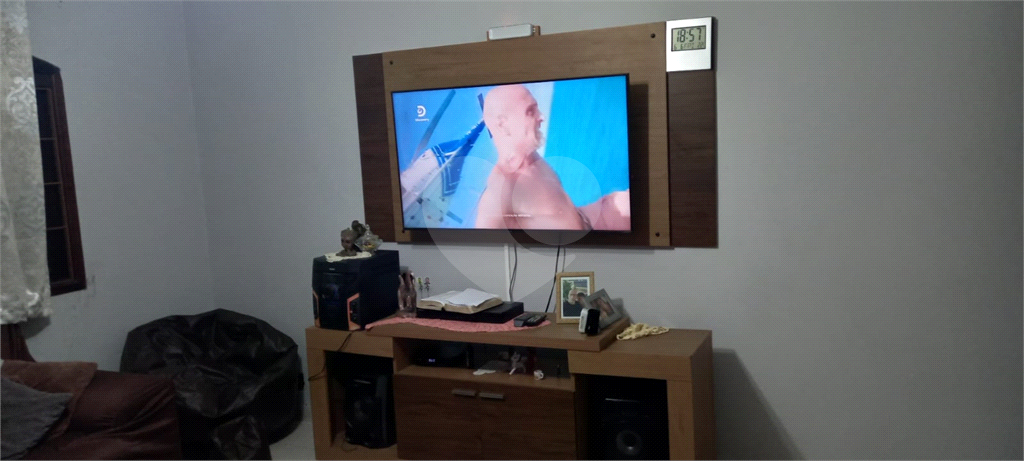 Casa à Venda em Jaçanã 1 Dormitório, 1 Sala, 1 Banheiro, 1 Vaga, Quintal com Edícula 