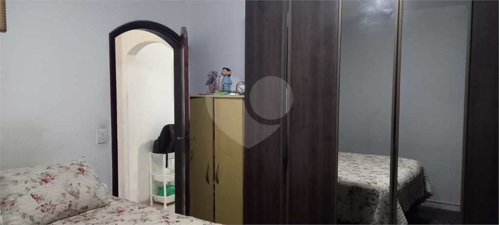 Casa à Venda em Jaçanã 1 Dormitório, 1 Sala, 1 Banheiro, 1 Vaga, Quintal com Edícula 