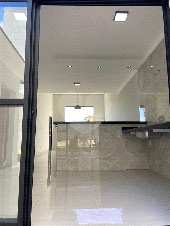 Casa à venda com 3 quartos, 92m² - Foto 11