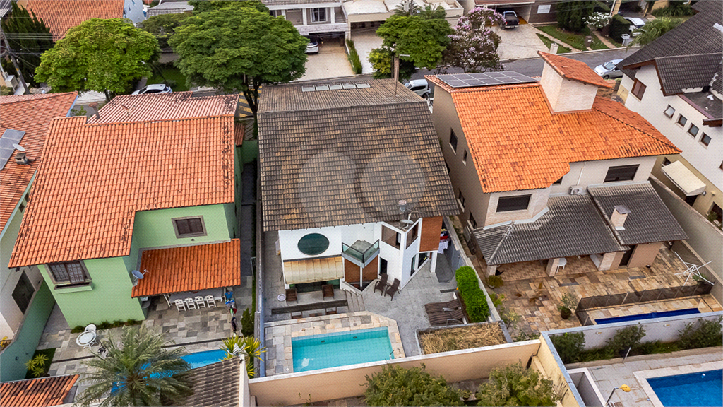 CASA EM CONDOMÍNIO À VENDA NO RESIDENCIAL ALPHAVILLE 9 