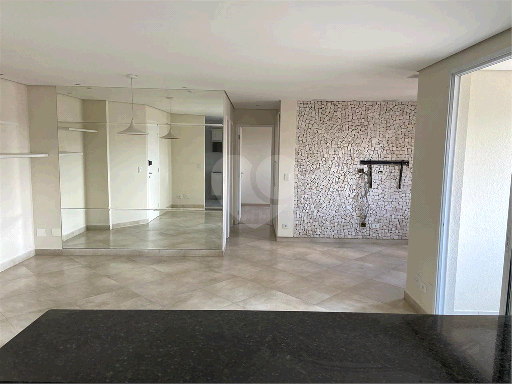 Apartamento para Locação no Parada Inglesa com 2 Suítes, 3 banheiros e 2 vagas de garagem