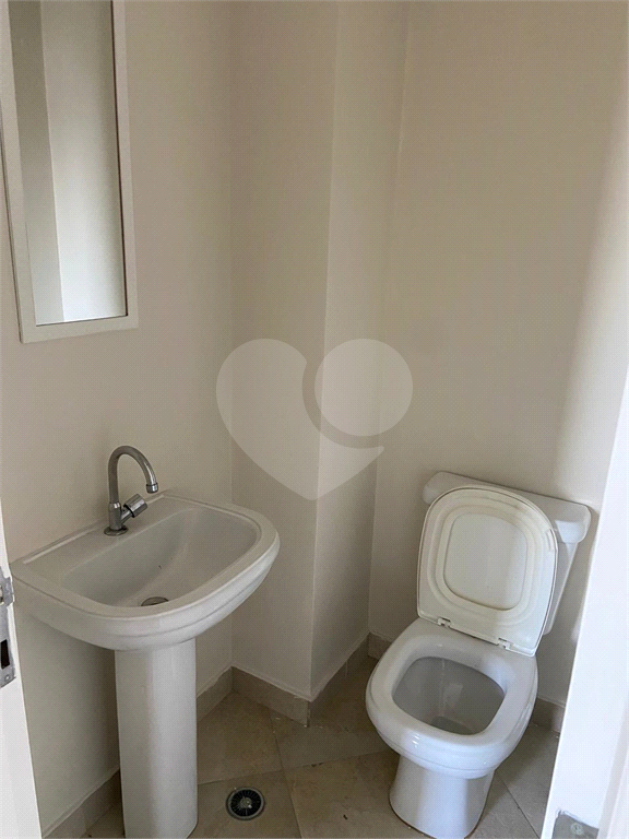 Apartamento para Locação no Parada Inglesa com 2 Suítes, 3 banheiros e 2 vagas de garagem
