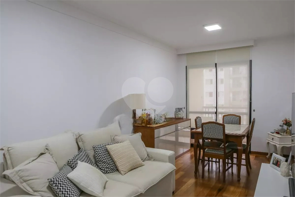 APARTAMENTO em PERDIZES