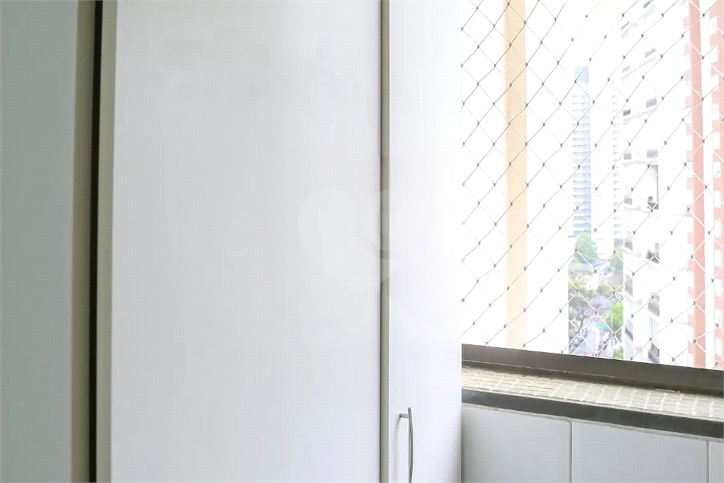 APARTAMENTO em PERDIZES