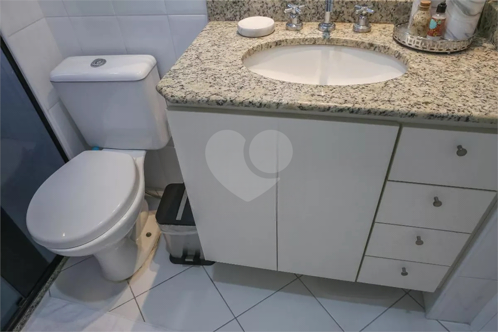 APARTAMENTO em PERDIZES