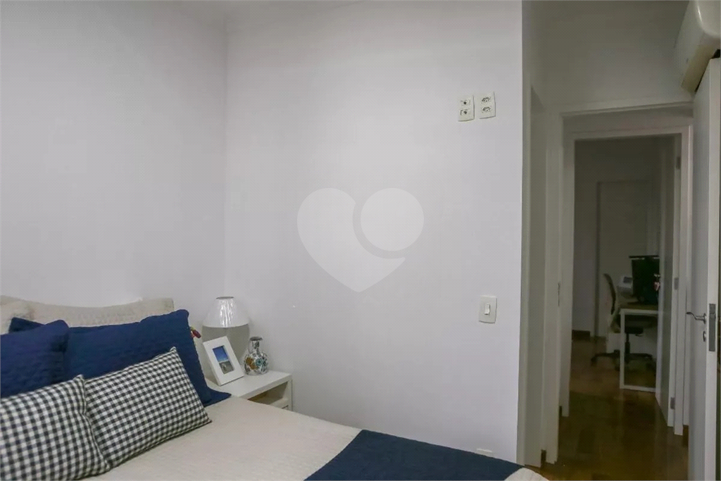 APARTAMENTO em PERDIZES