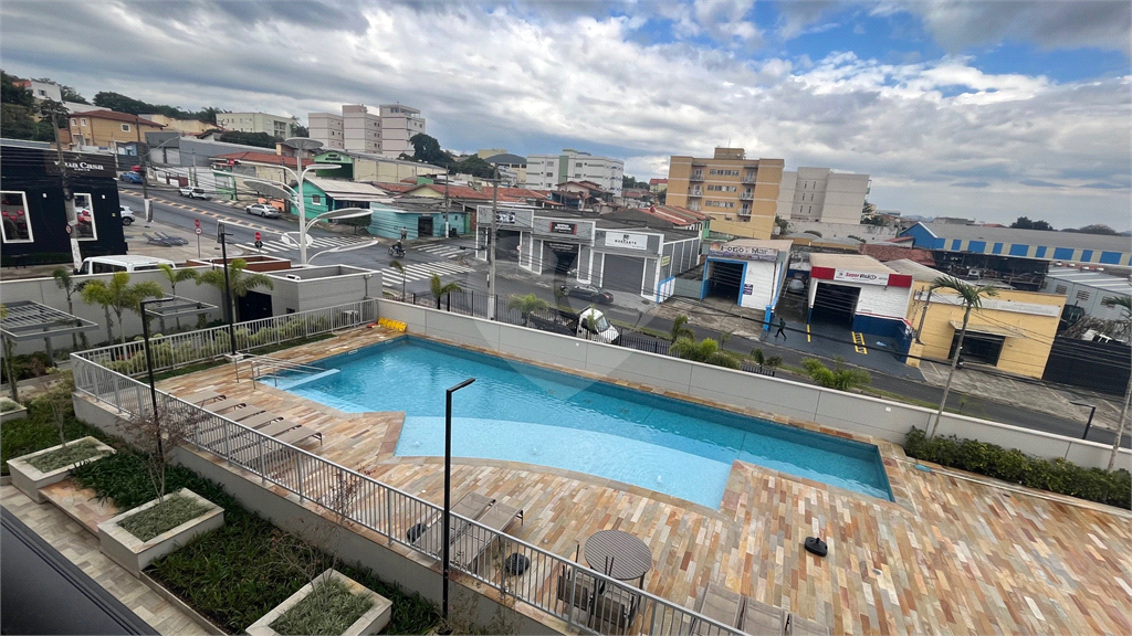 Apartamento para alugar com 2 quartos, 80m² - Foto 34