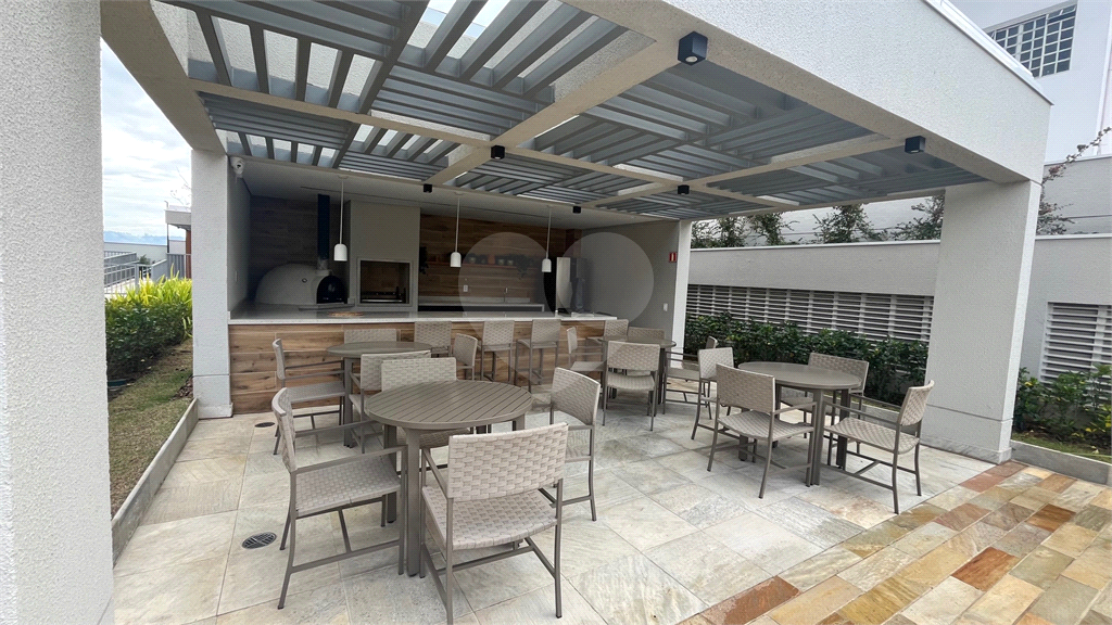 Apartamento para alugar com 2 quartos, 80m² - Foto 52