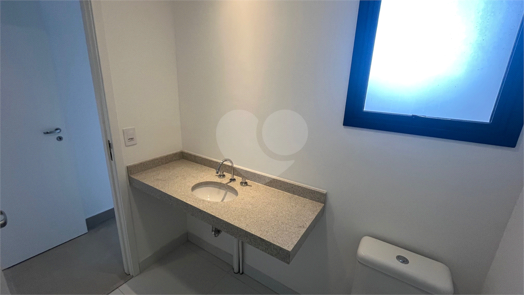 Apartamento para alugar com 2 quartos, 80m² - Foto 25
