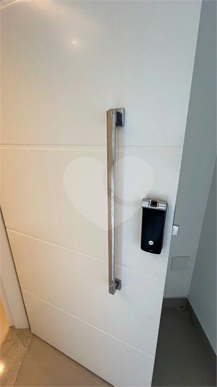 Apartamento para alugar com 2 quartos, 80m² - Foto 32