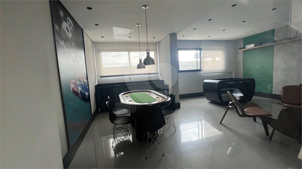 Apartamento para alugar com 2 quartos, 80m² - Foto 43
