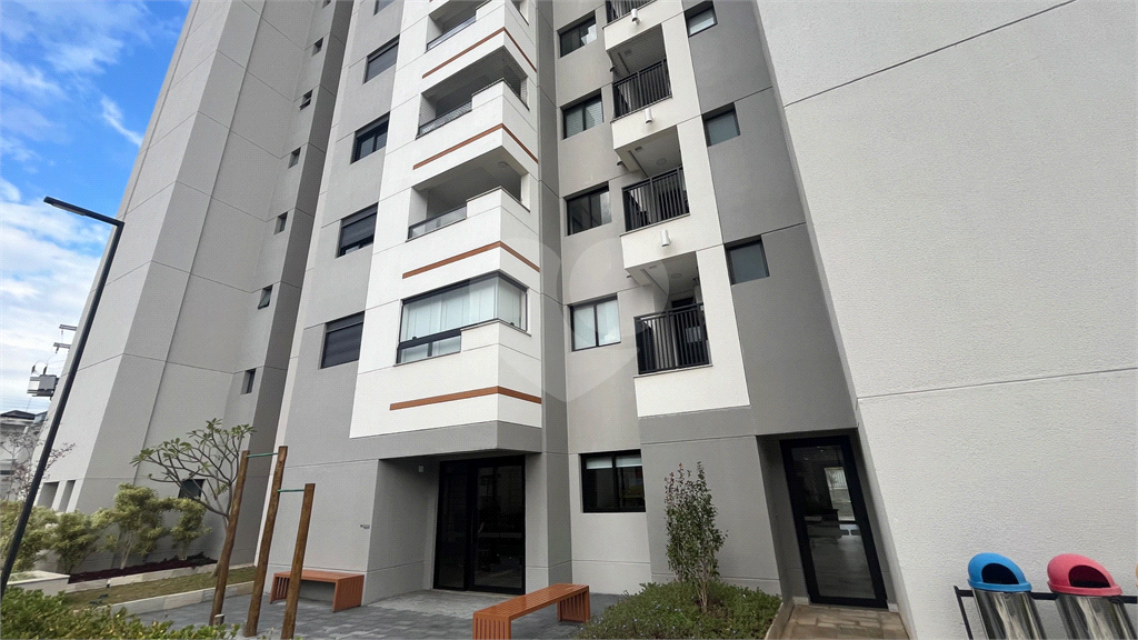 Apartamento para alugar com 2 quartos, 80m² - Foto 51